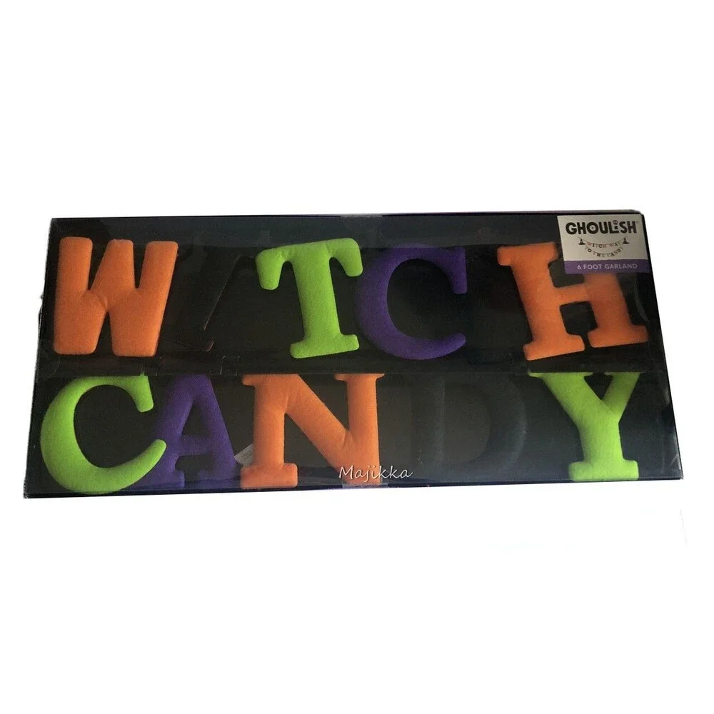 Ghoulish halloween witch